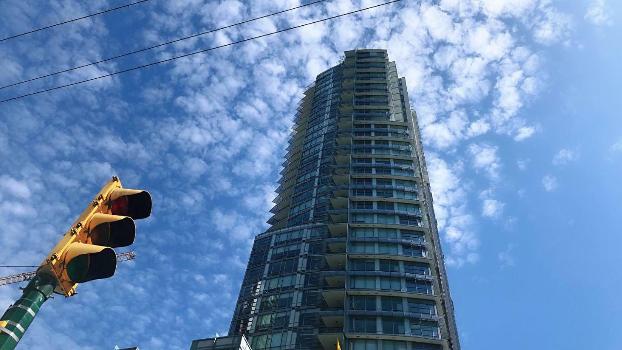 Brand New Seaview High-Rise Apartment Downtown Vancouver Exterior foto